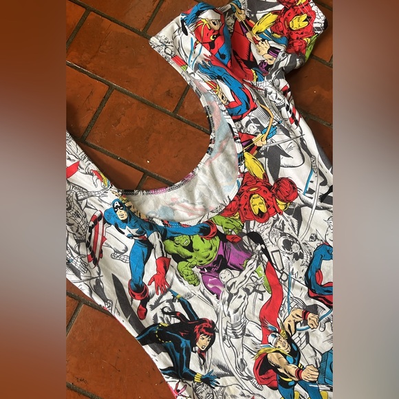 Marvel mini dress. Sz M, stretchy, cute - Picture 4 of 5